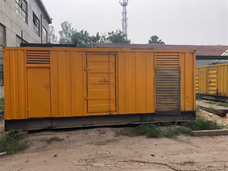 北京发电机出租进行负载测试时，电瓶电量不足的具体判断标准是什么？