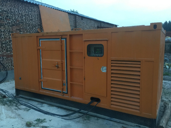 北京发电机组长期使用中，电缆线的敷设路径有哪些要求？